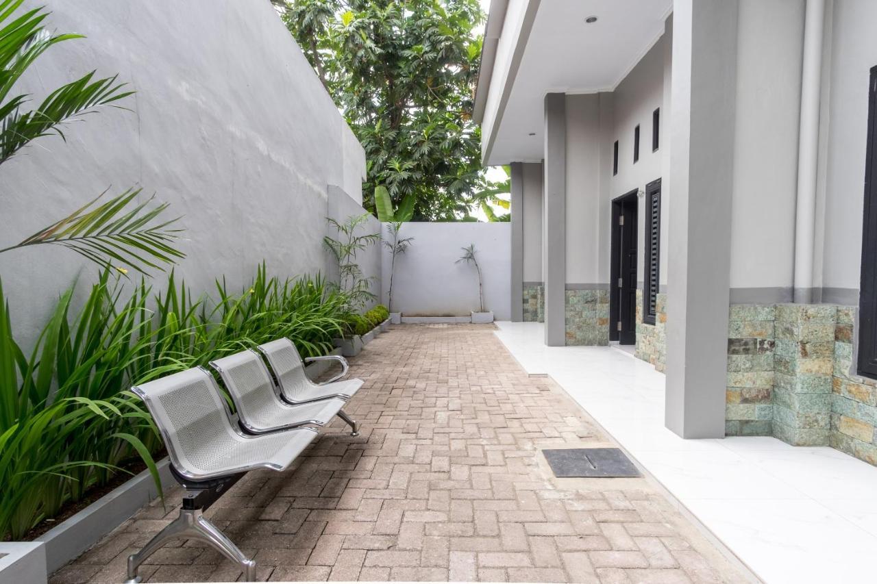 Oyo 470 Green Kno Medan Bagian luar foto