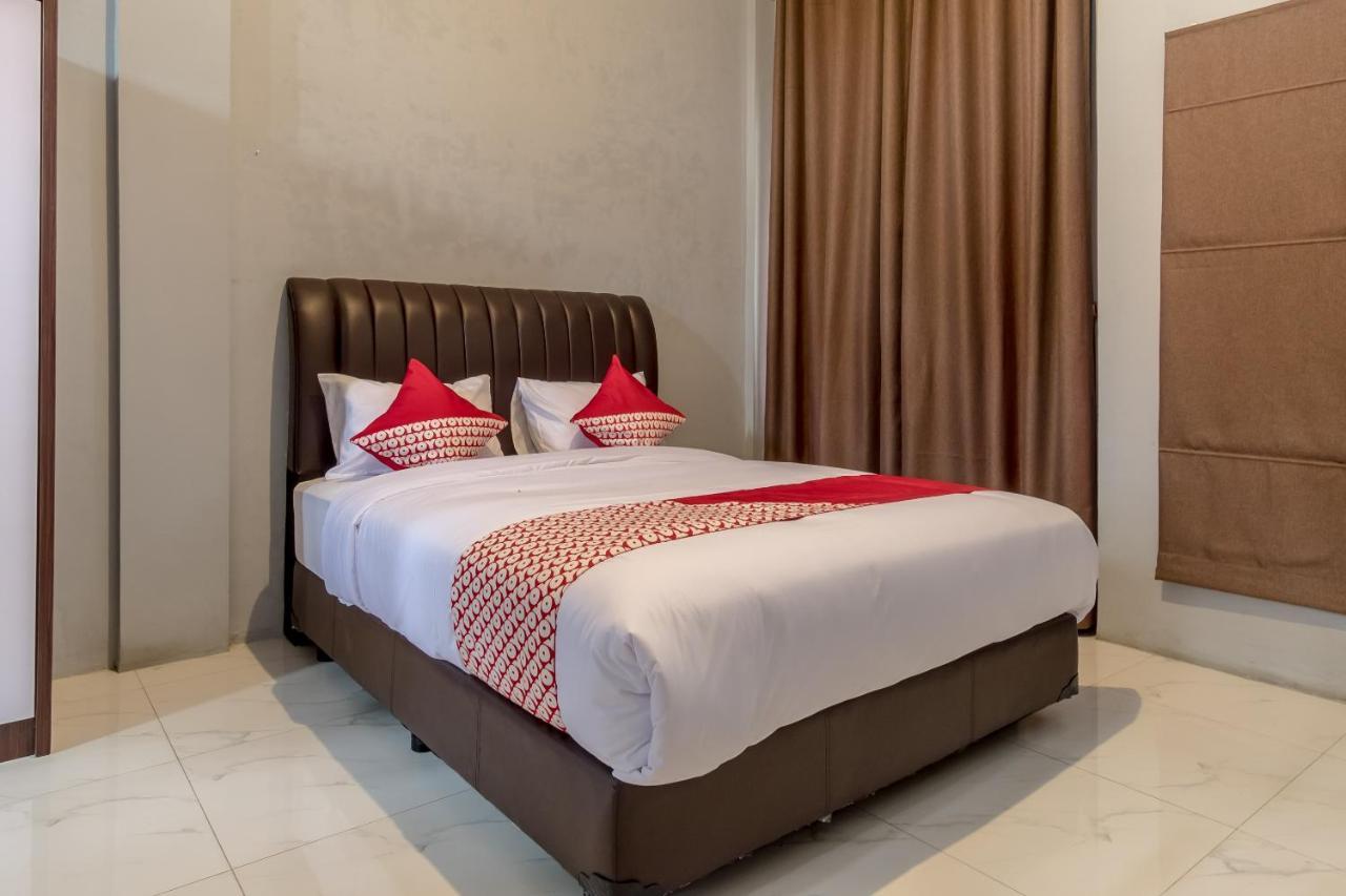 Oyo 470 Green Kno Medan Bagian luar foto